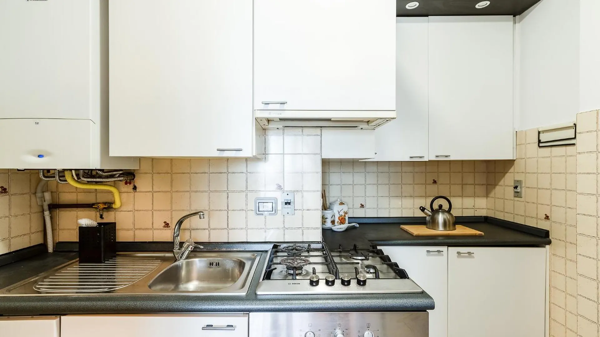 Apartment Quiet Home With Terrace - 20 Min From Milan Duomo