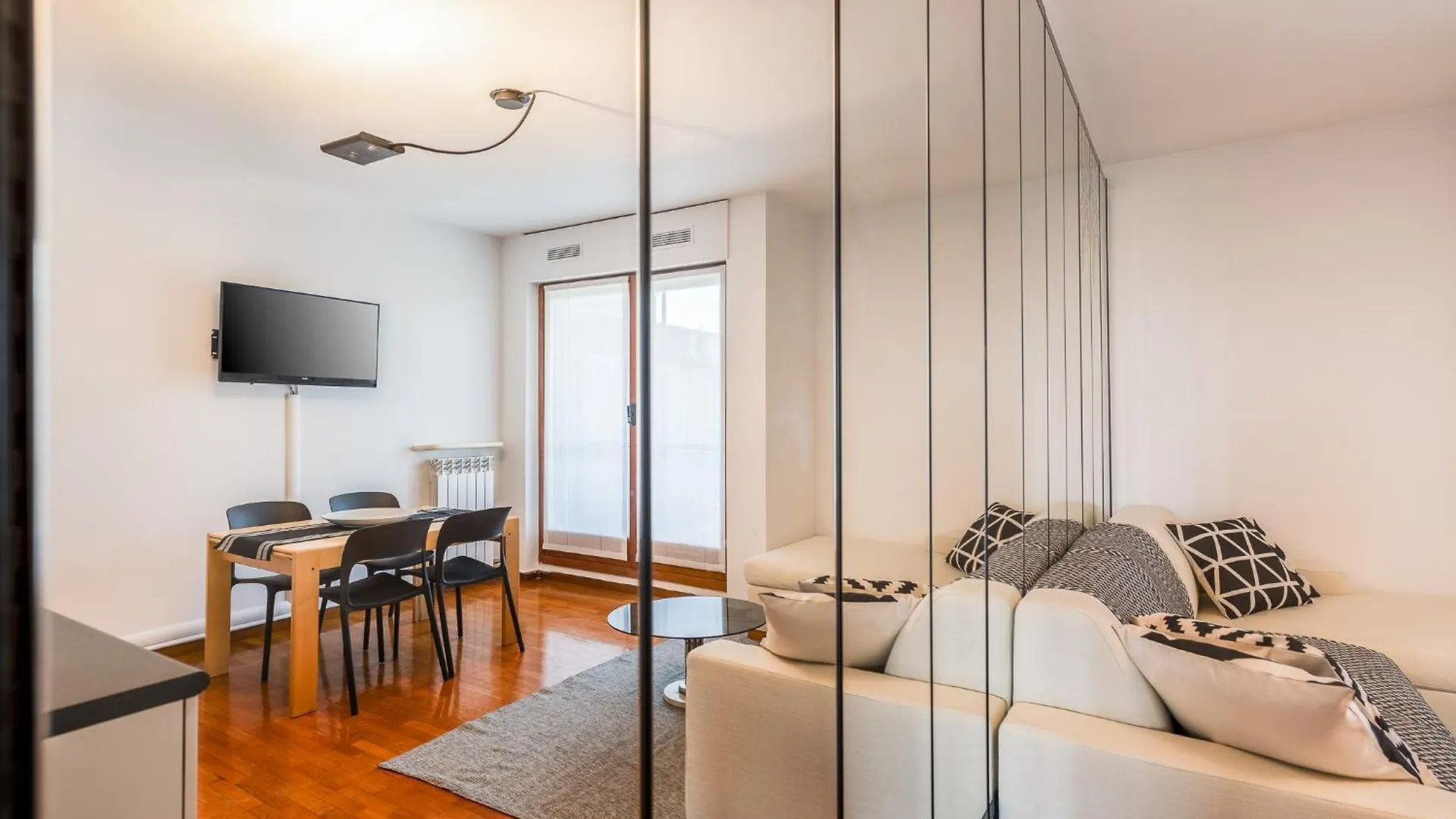 Quiet Home With Terrace - 20 Min From Milan Duomo Italy