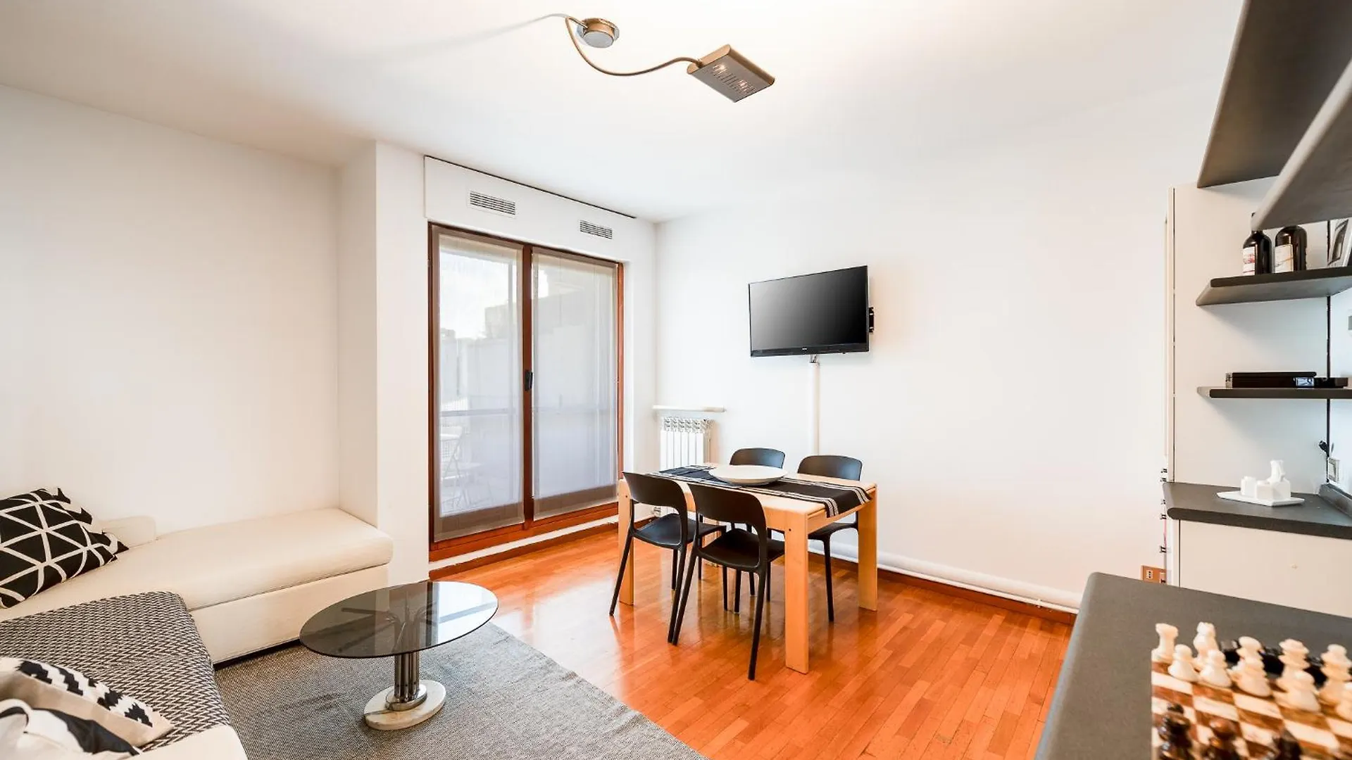 Quiet Home With Terrace - 20 Min From Milan Duomo location